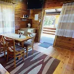 O.w. Sek Lodge *