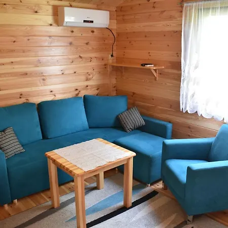 O.w. Sek Lodge Karwia