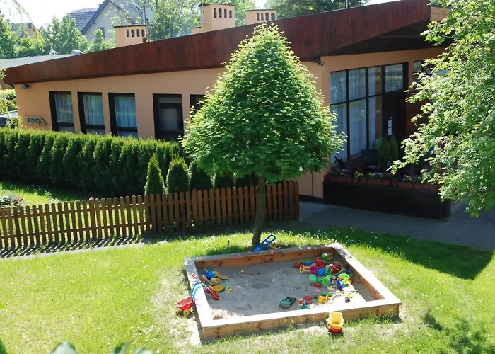 O.w. Sek Деревянный коттедж