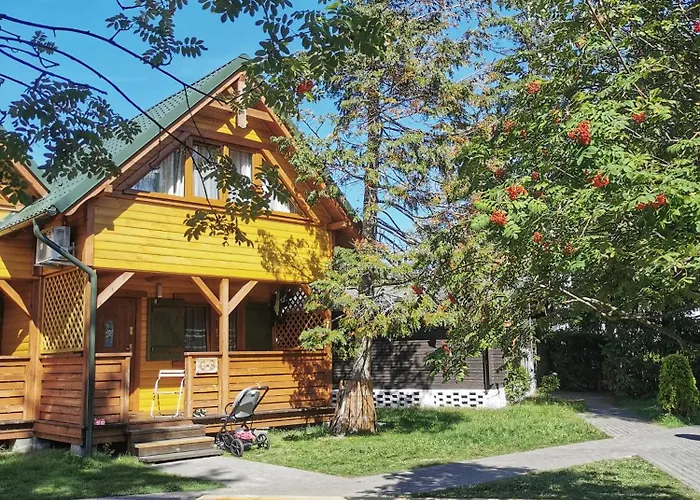 Деревянный коттедж O.w. Sek Карвиа